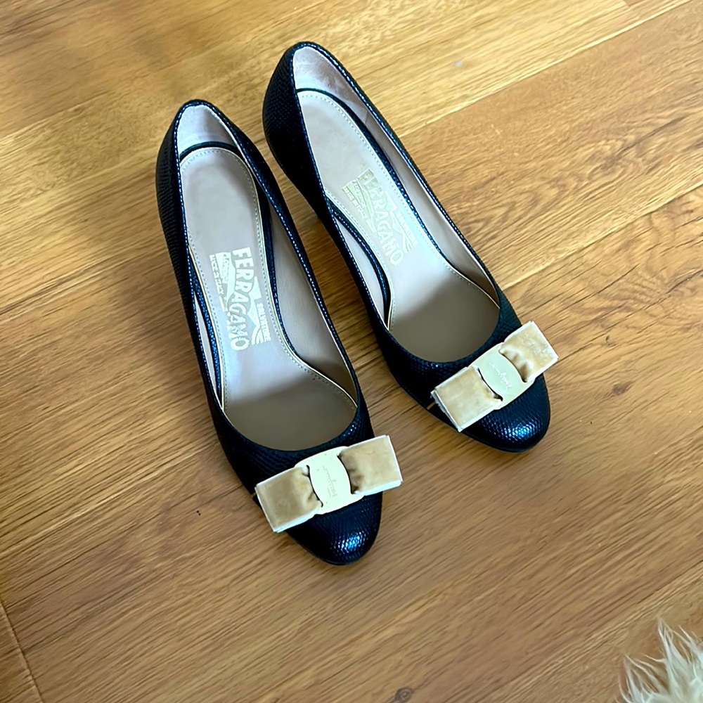 Salvatore Ferragamo heel shoes